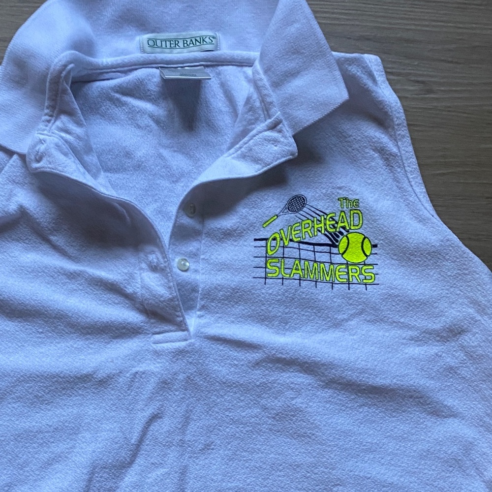3/$25 vintage tennis tank